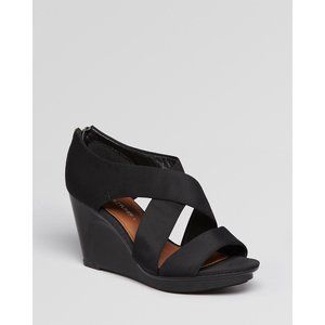 New Donald Pliner black Aurora crepe elastic wedge heel size 8.5 zip back‎